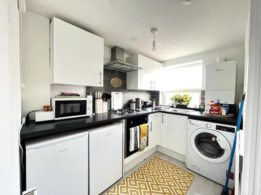 Central Winchester Serviced Apartments Zewnętrze zdjęcie