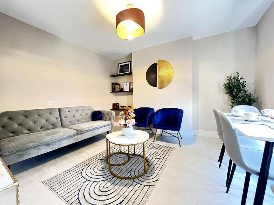 Central Winchester Serviced Apartments Zewnętrze zdjęcie